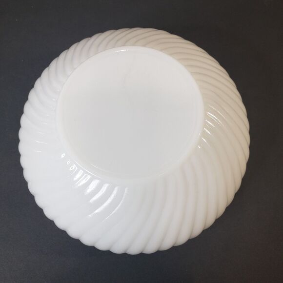 Vintage White Milk Glass Swirl Bowl Candy Dish - Picture 5 of 7